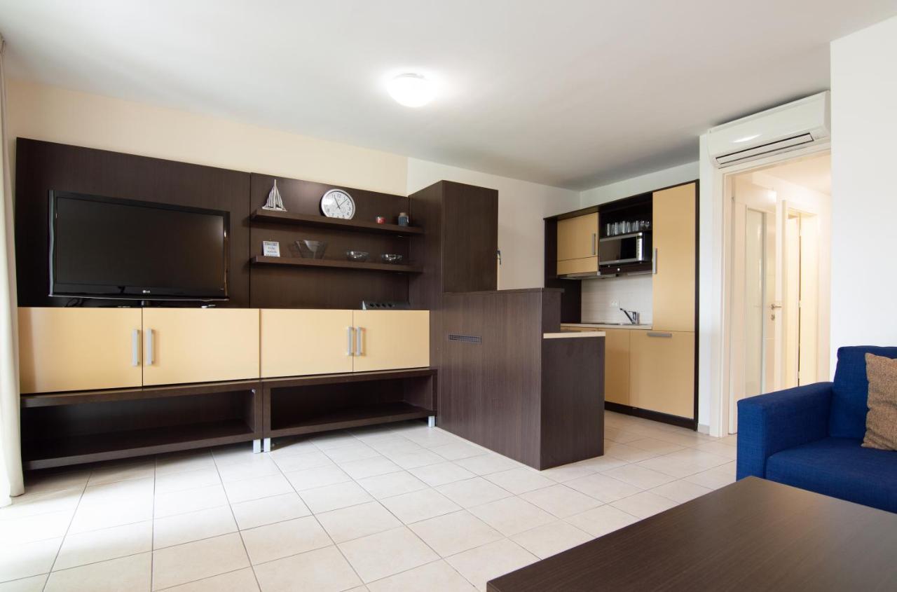 Residence Marina Rose M Apartment By Locap Group Порторож Екстериор снимка